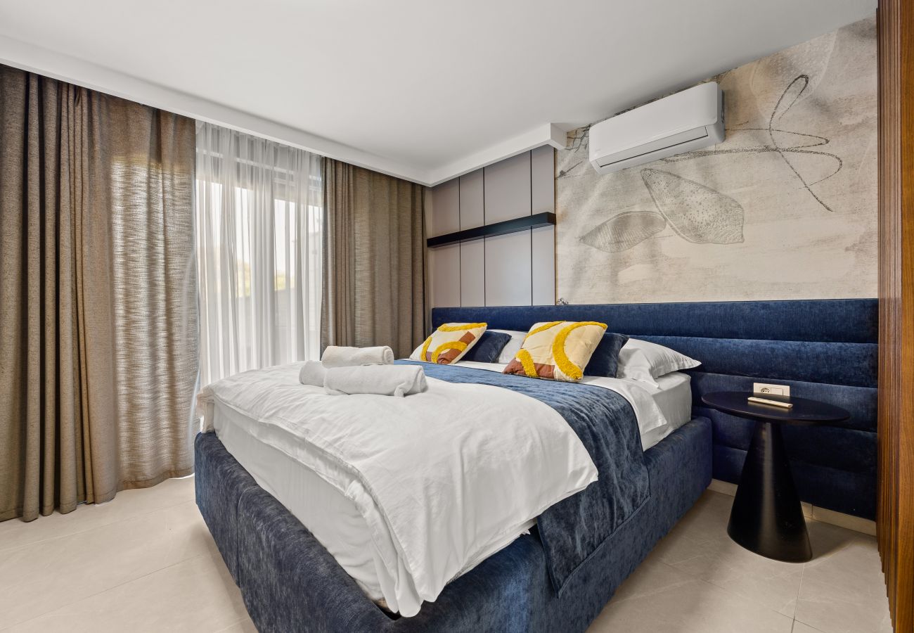 Apartment in Zadar - The Bayfront - Luxury Pool Residence