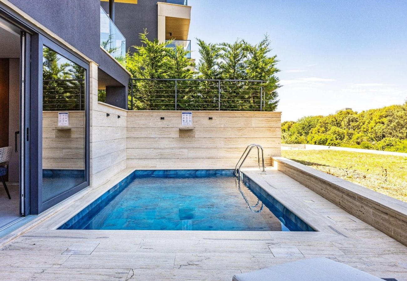 Apartment in Zadar - The Bayfront - Luxury Pool Residence