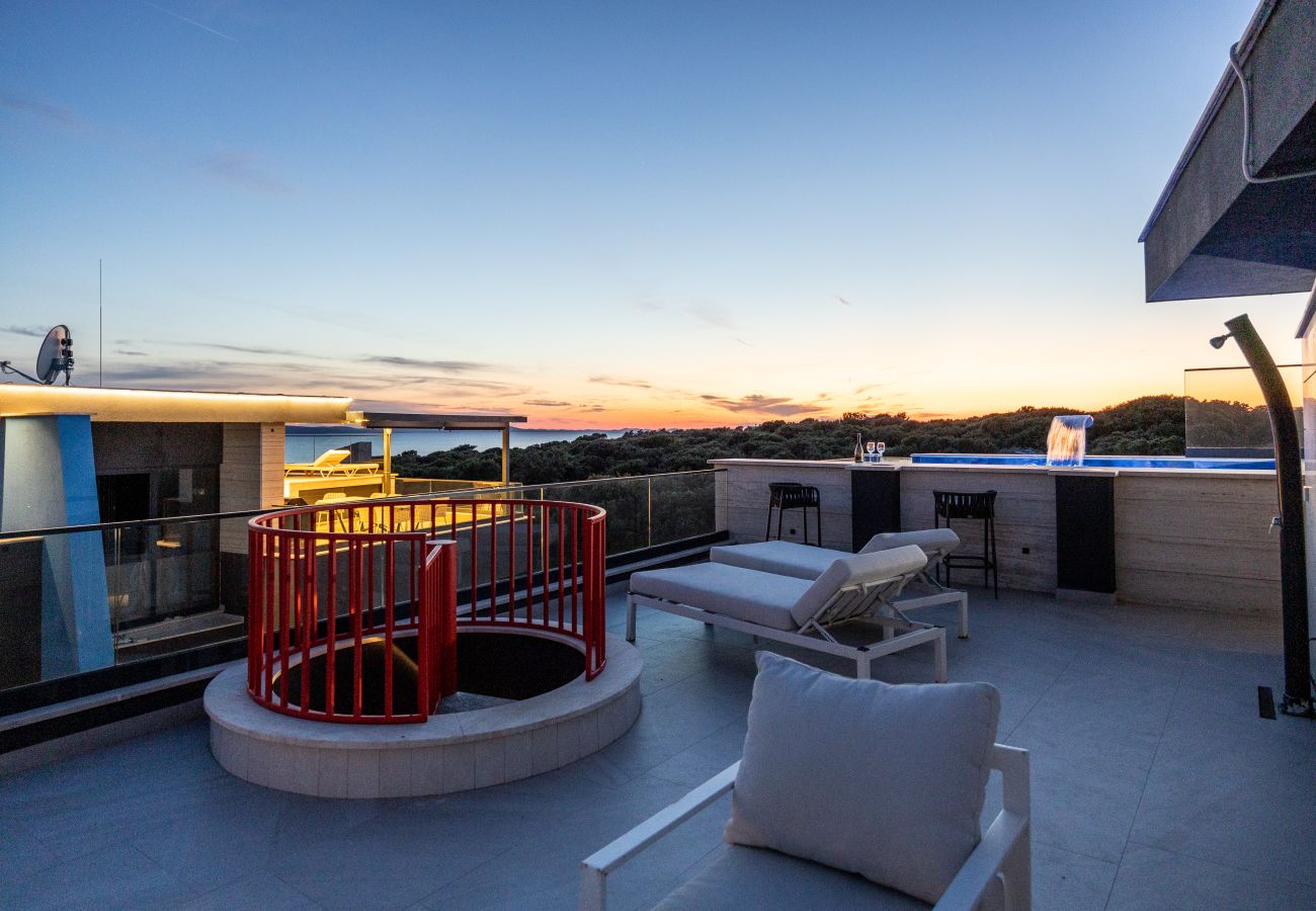 Apartment in Zadar - The Skyview Penthouse with Infinity Pool