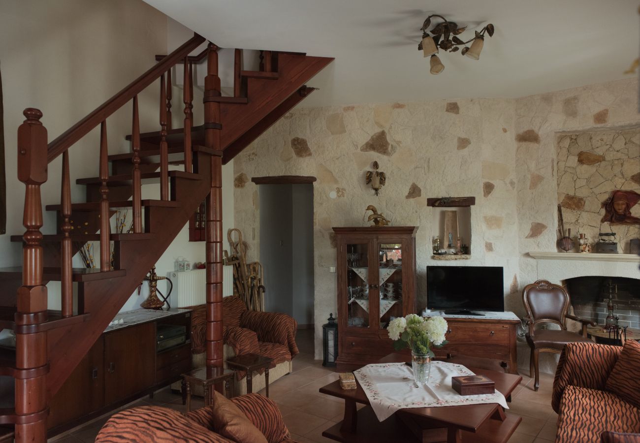 House in Heraklion - Tranditional Retreat in Avdou Crete