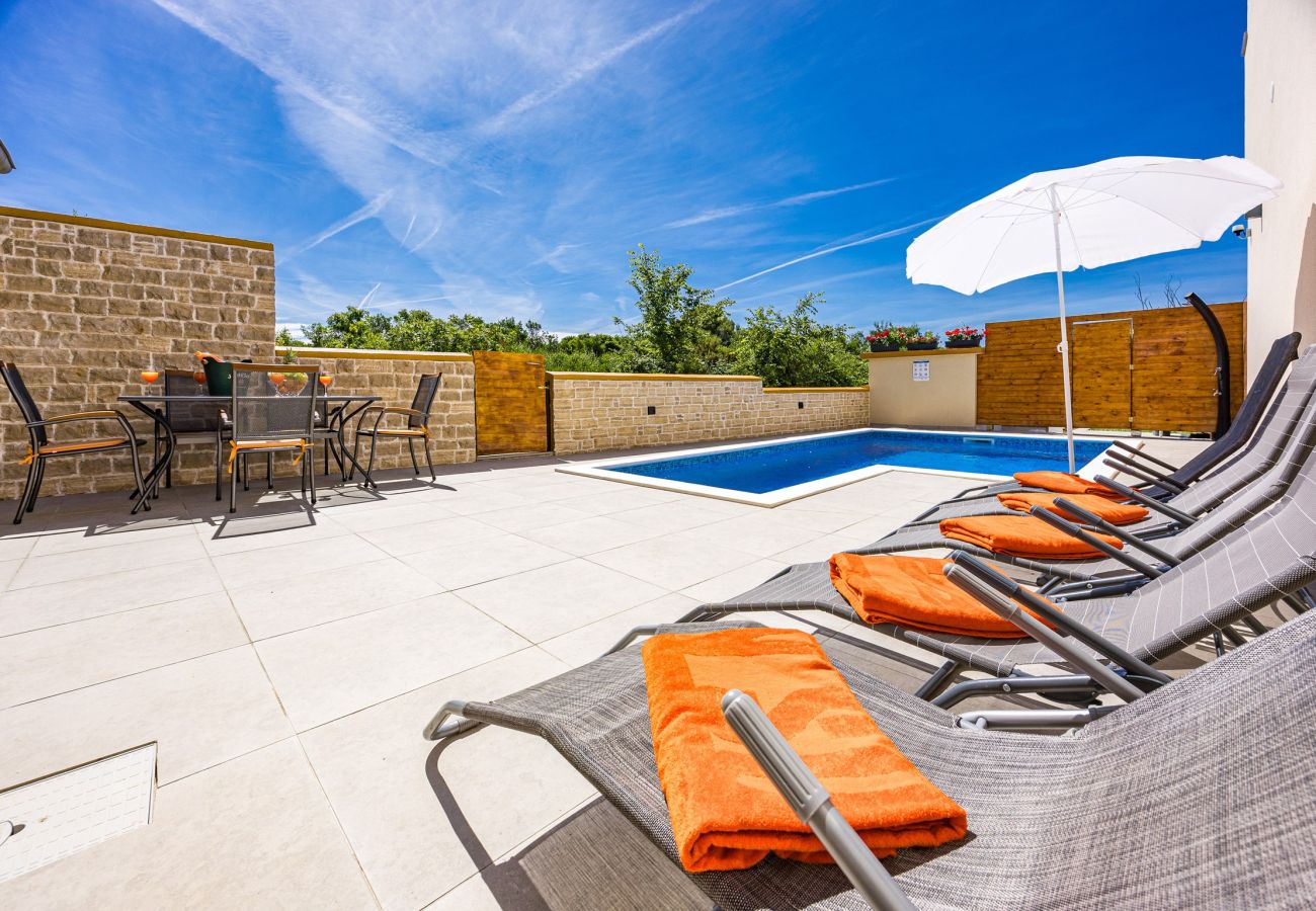 House in Pula - Holiday Home Mario with Private Pool