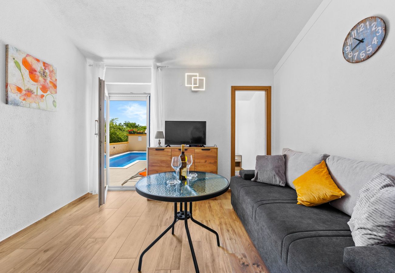 House in Pula - Holiday Home Mario with Private Pool