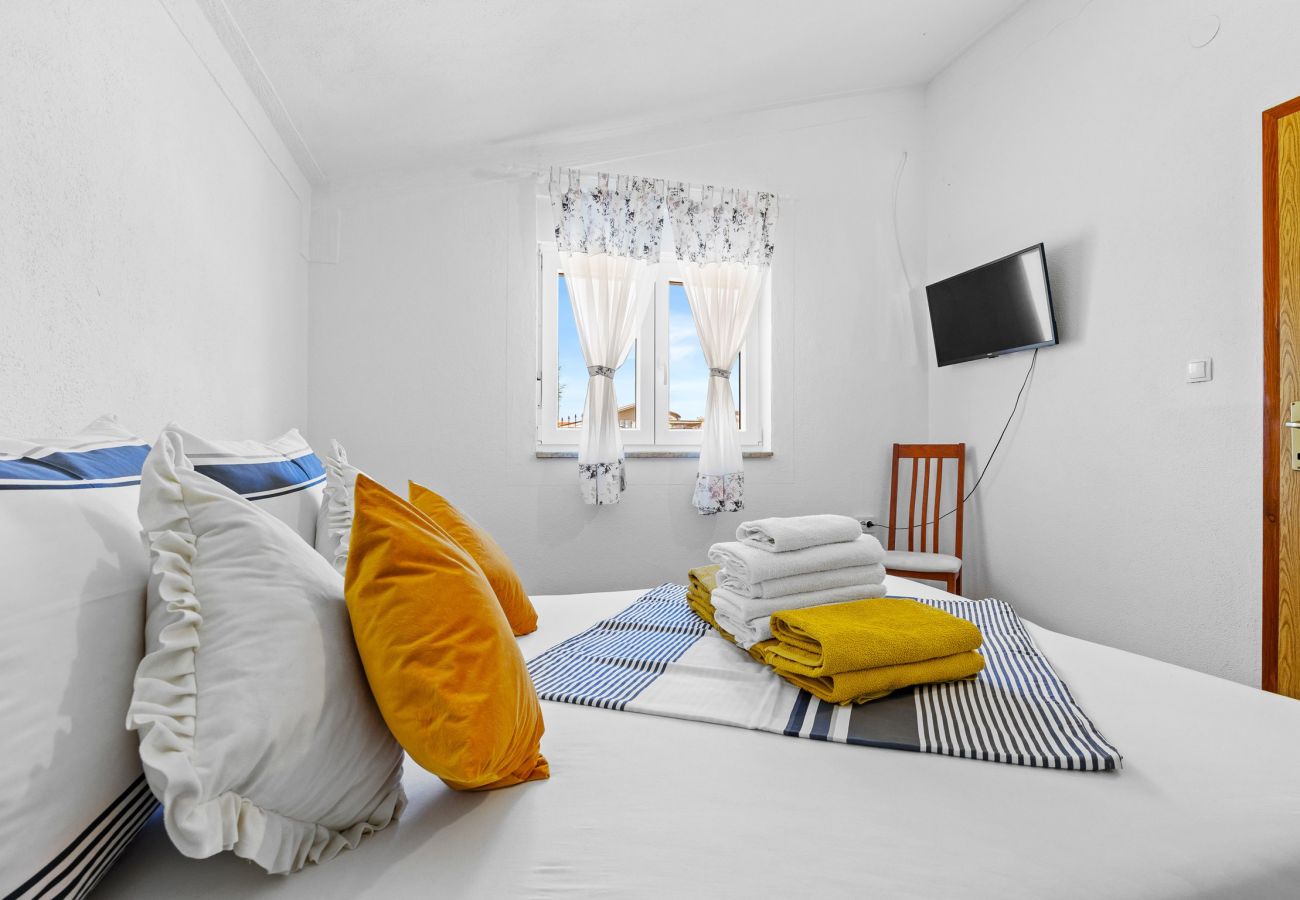 House in Pula - Holiday Home Mario with Private Pool