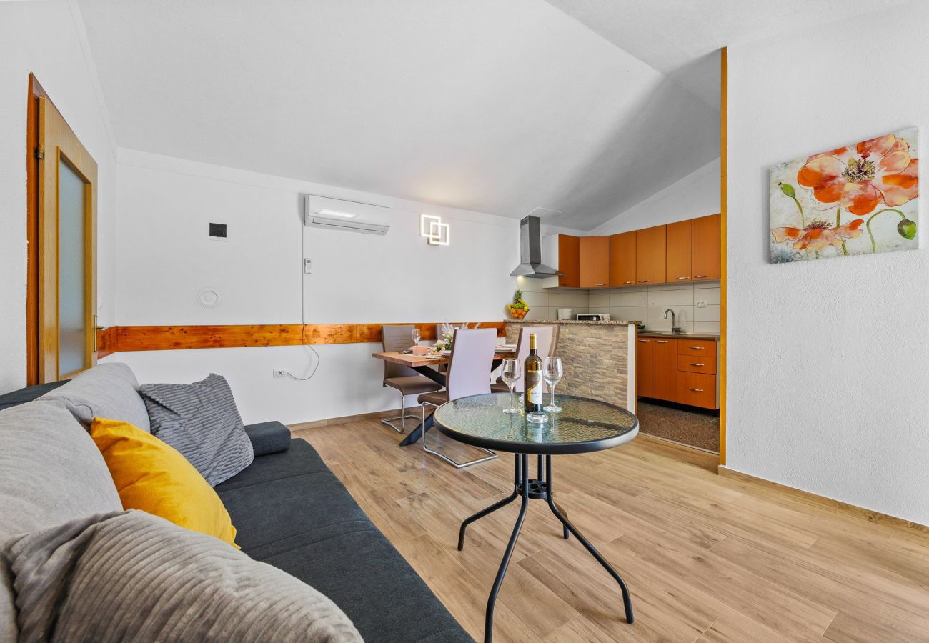 House in Pula - Holiday Home Mario with Private Pool