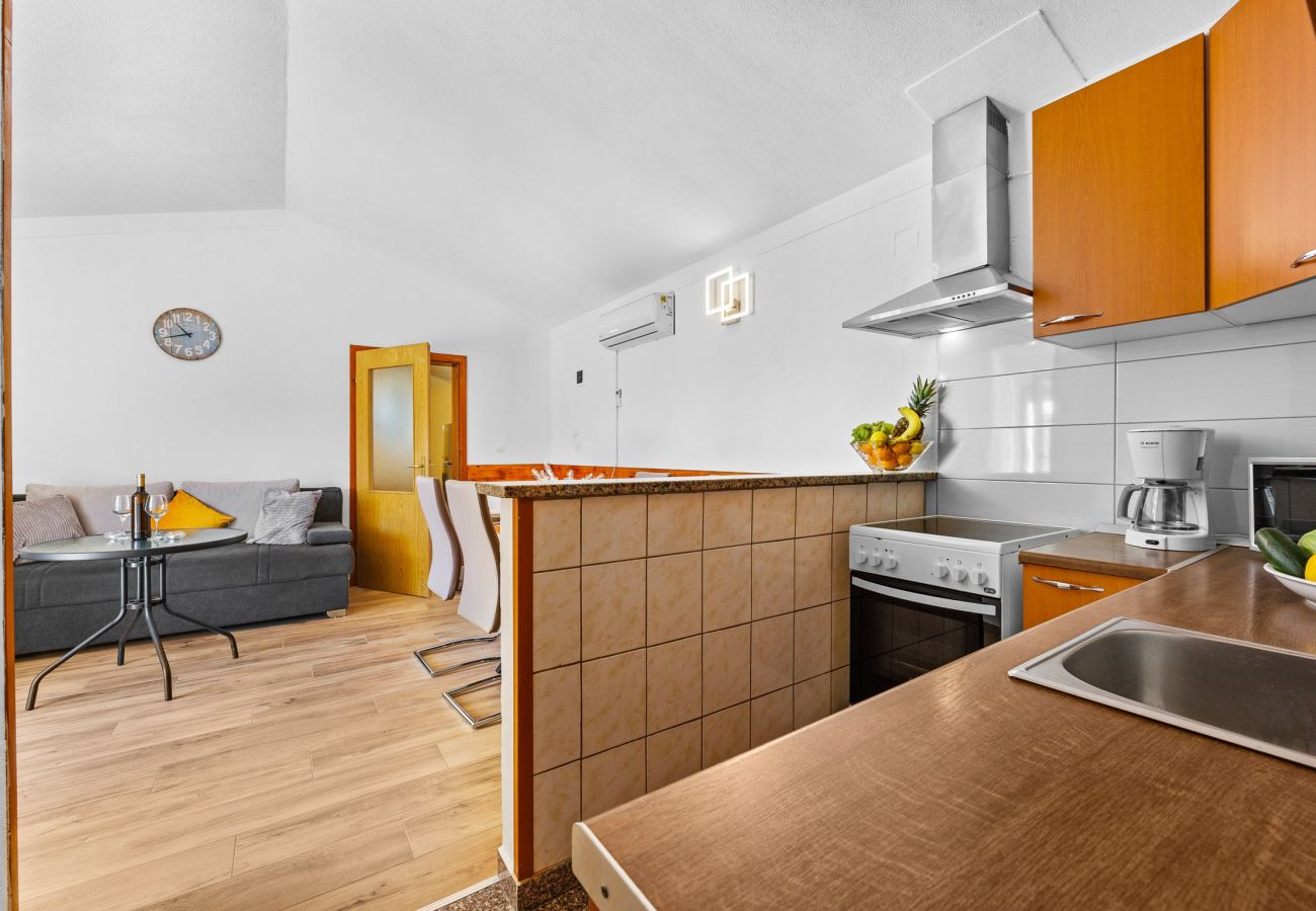 House in Pula - Holiday Home Mario with Private Pool