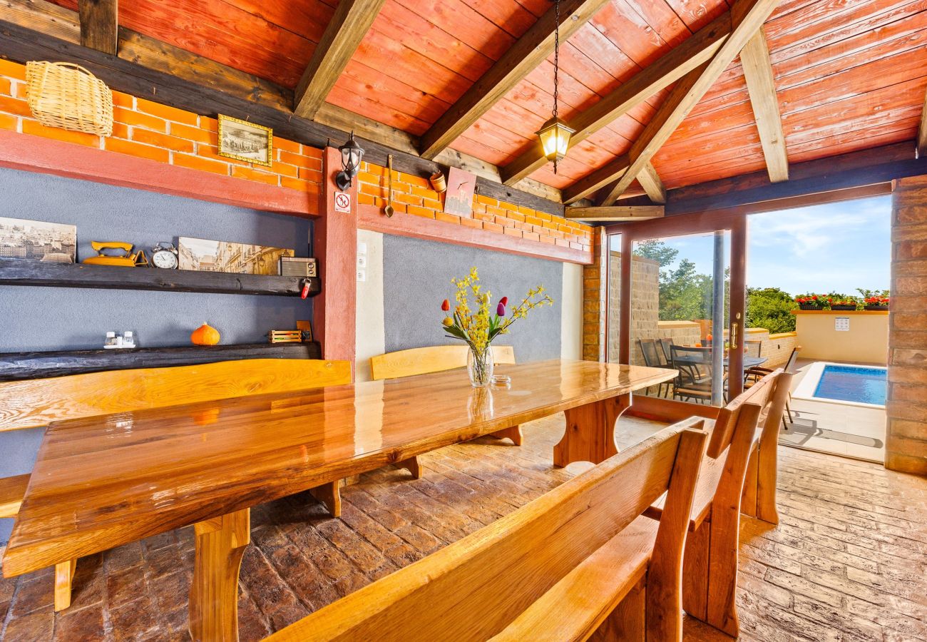 House in Pula - Holiday Home Mario with Private Pool