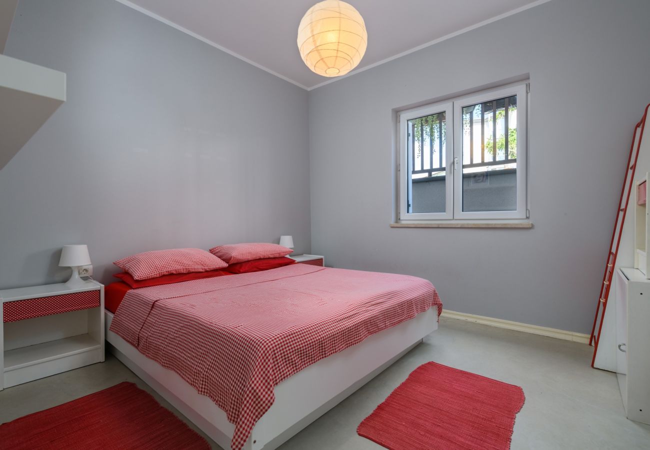 Apartment in Pula - Poolside City Apartment Jana - Monte Magno Pula