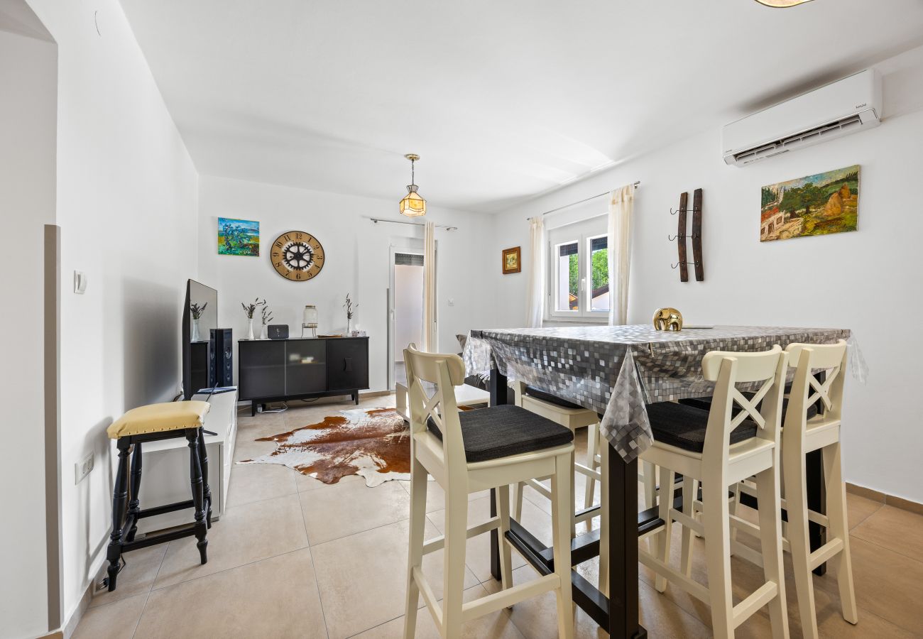 House in Boljevici - Nature Lovers Retreat - Casa Irena with Pool