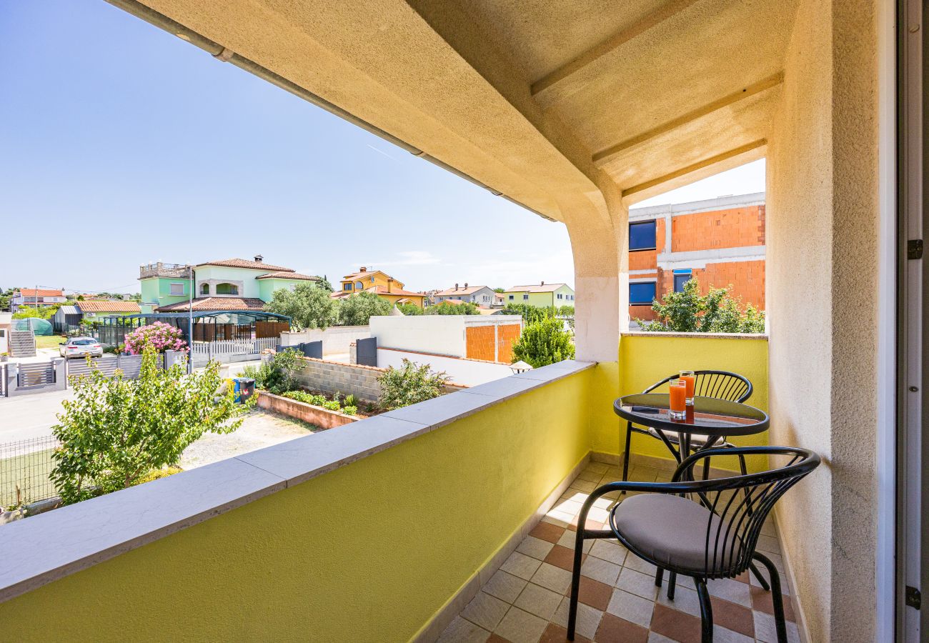 Studio in Galižana - Studio Vito with Balcony
