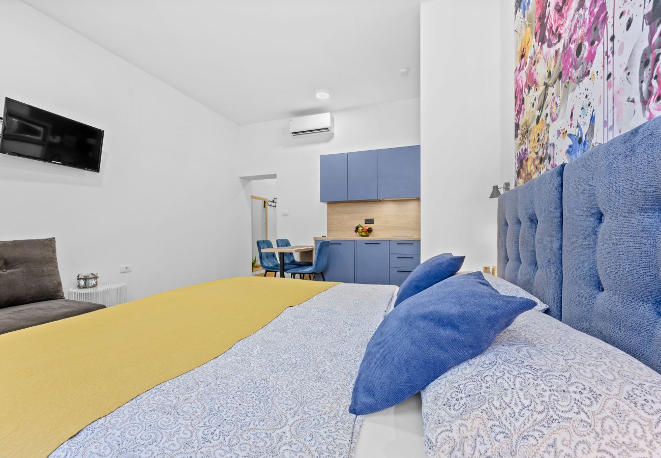 Studio in Pula - City Center Amphitheater Studio B