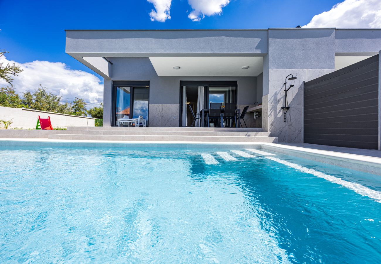Villa in Radeki Polje - Modern Family Villa Teo with Private Pool
