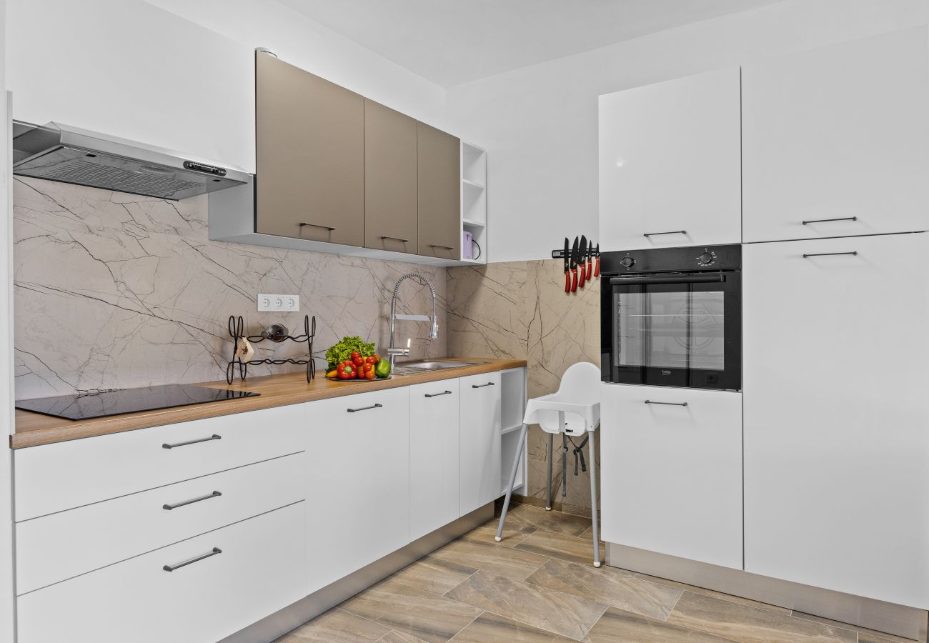 Villa in Radeki Polje - Modern Family Villa Teo with Private Pool