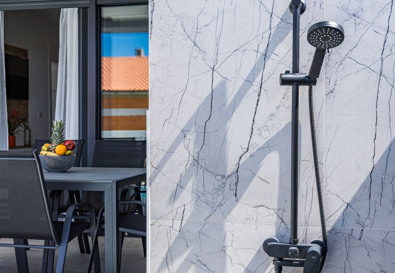 Villa in Radeki Polje - Modern Family Villa Teo with Private Pool