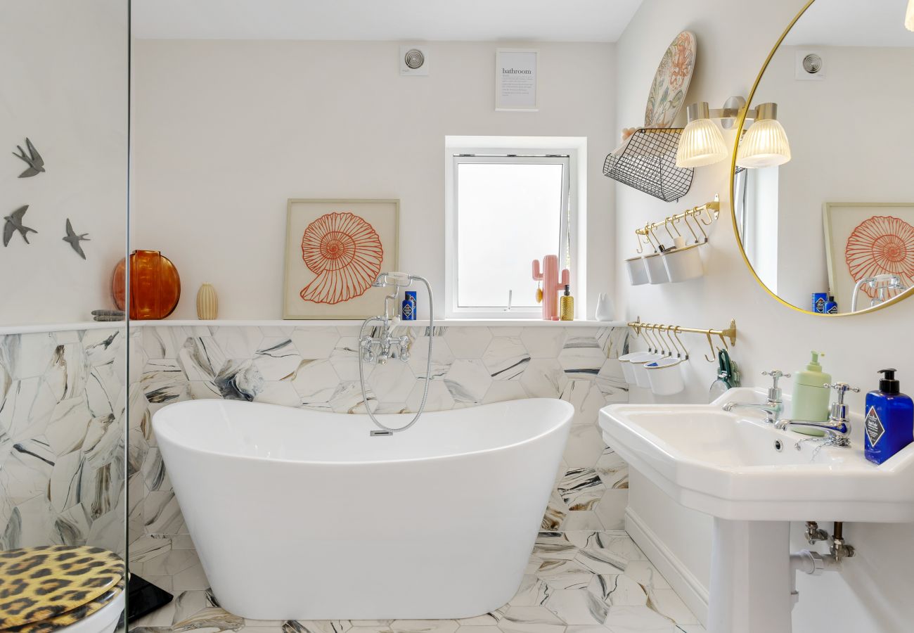 House in Beer - Sea Holly House - Where Architecture Meets the Ocean