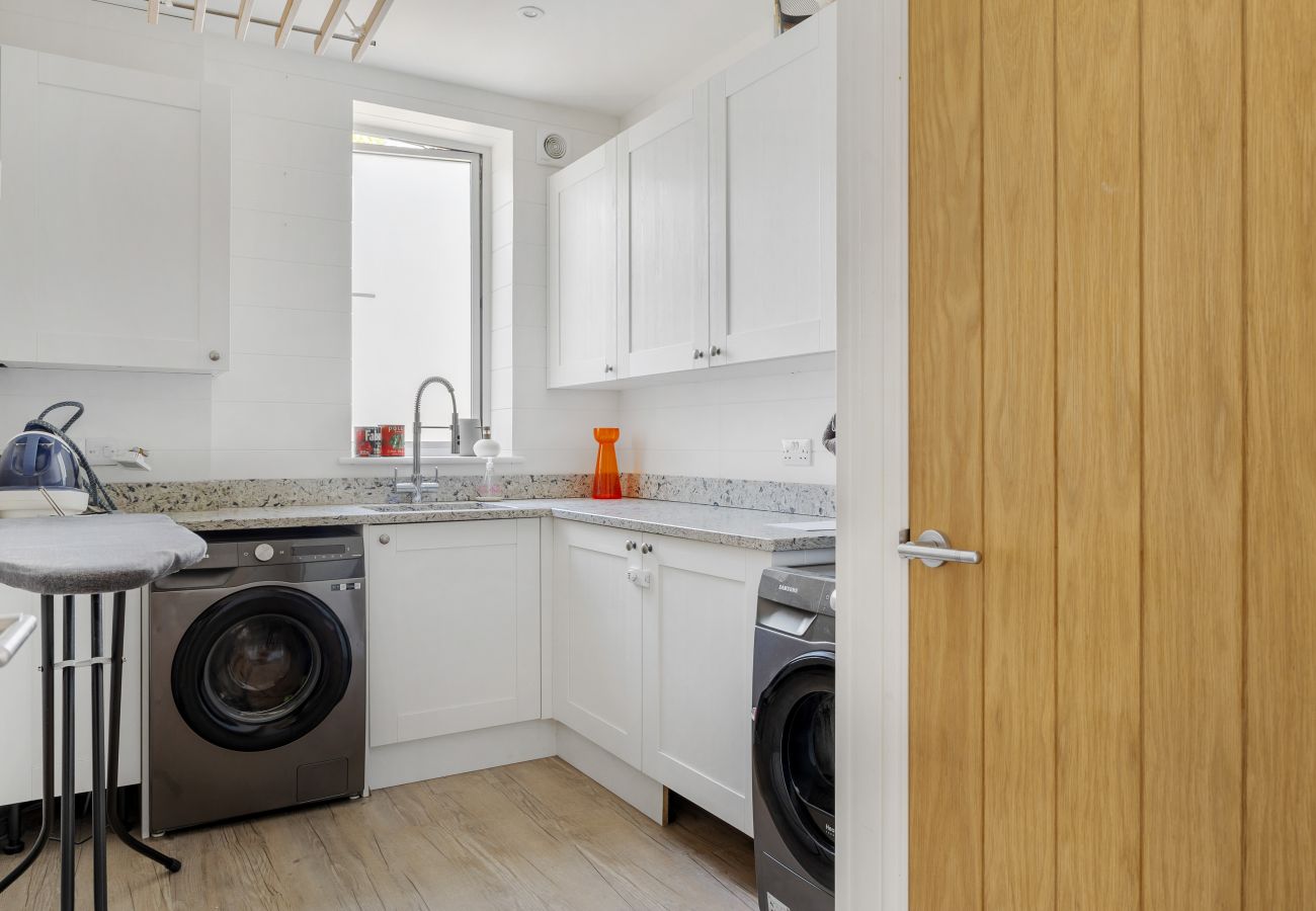 House in Beer - Sea Holly House - Where Architecture Meets the Ocean