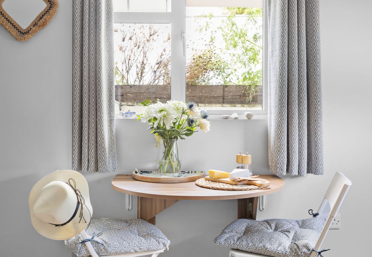 House in Beer - Sea Holly House - Where Architecture Meets the Ocean