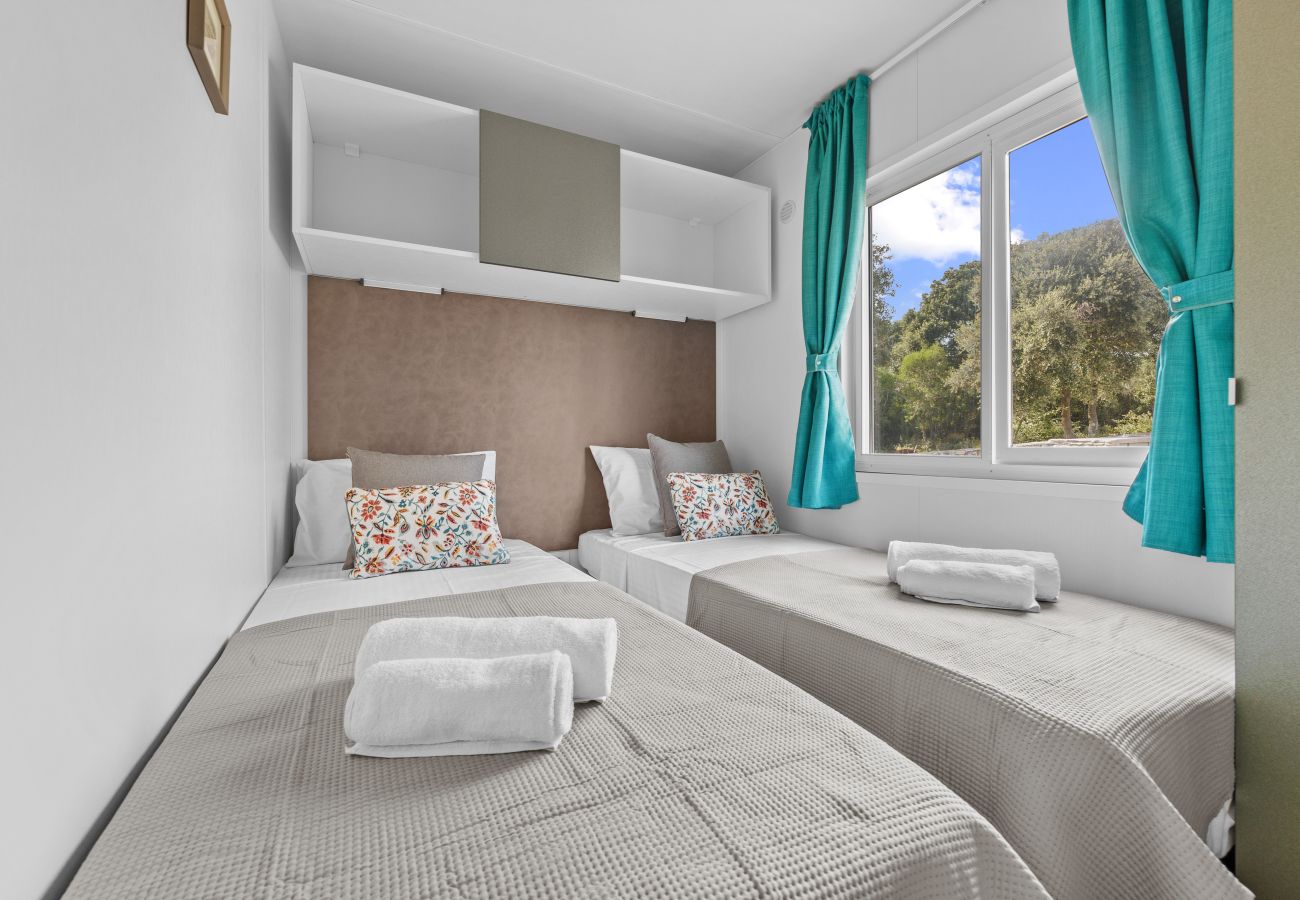 Mobile home in Pješčana uvala - Nature Oasis - Mobile Home Sara