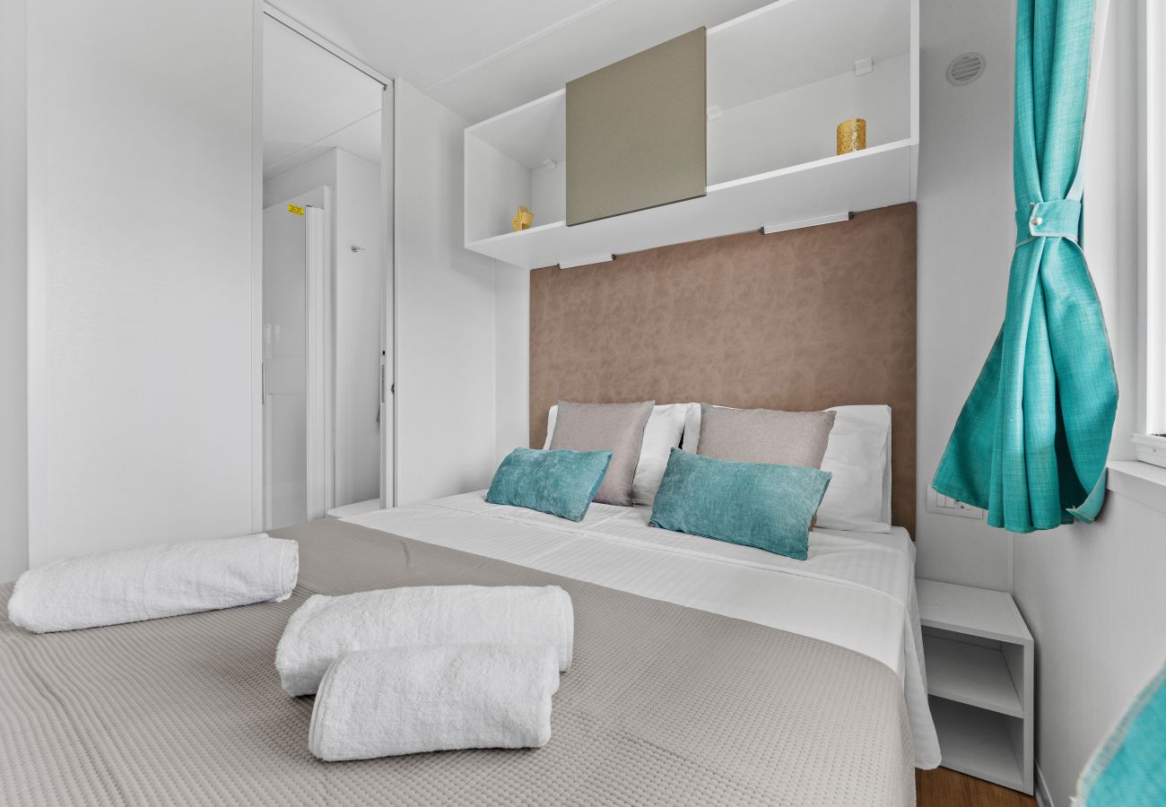 Mobile home in Pješčana uvala - Nature Oasis - Mobile Home Sara