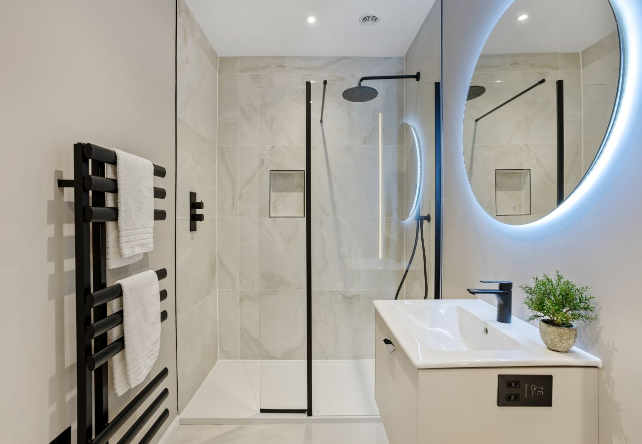 House in Combeinteignhead - Gable View - Luxury Riverside Sanctuary 