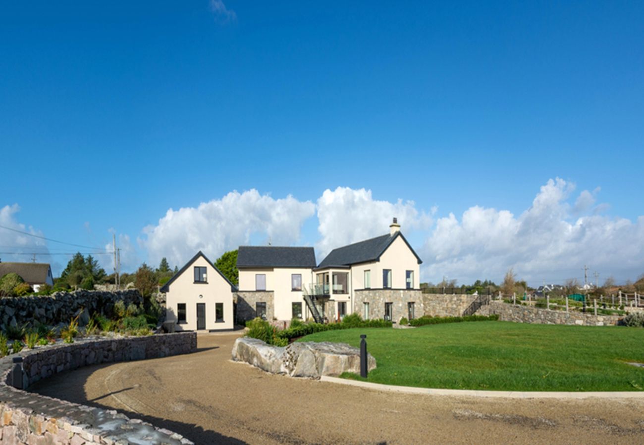 House in Carraroe - Sruthán Pier House - A luxurious getaway awaits