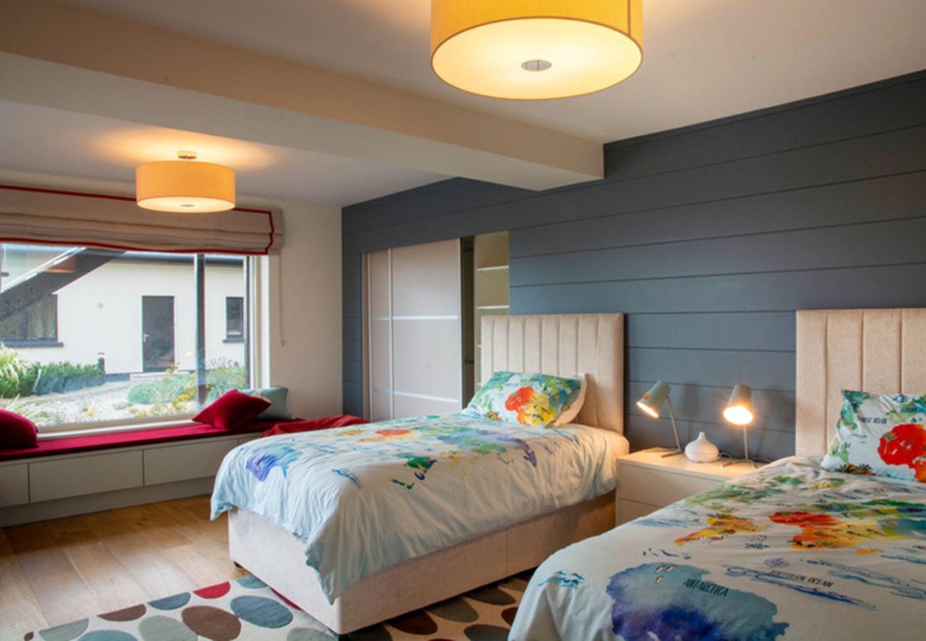 House in Carraroe - Sruthán Pier House - A luxurious getaway awaits