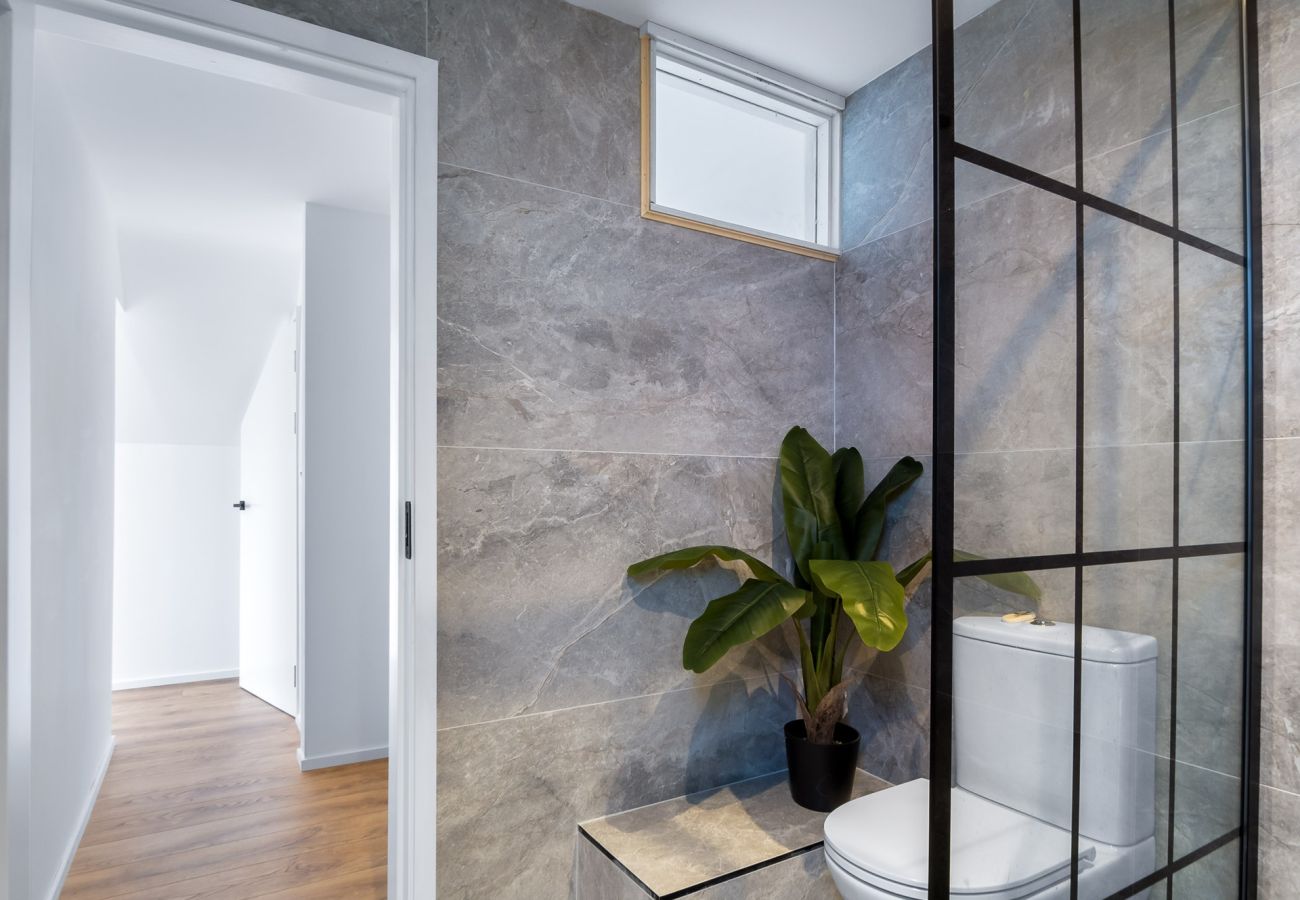 Cottage in Roundstone - GarraÍ Locha - Luxurious Cottage