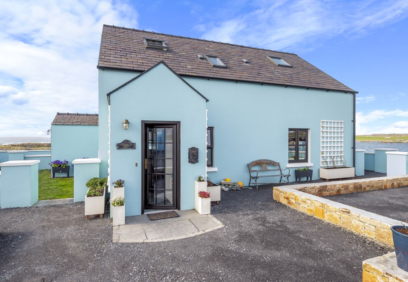 Cottage in Carna - Ocean Mist Luxurious Seaside Haven