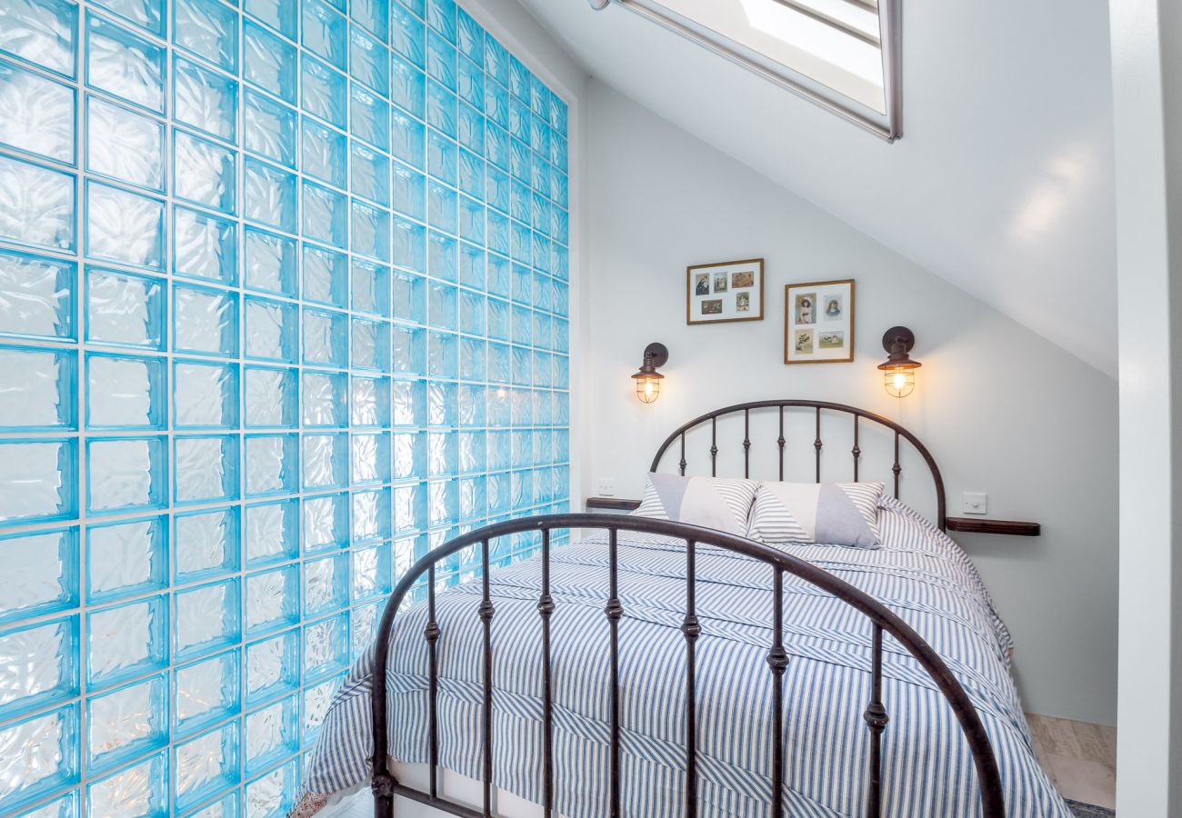 Cottage in Carna - Ocean Mist Luxurious Seaside Haven