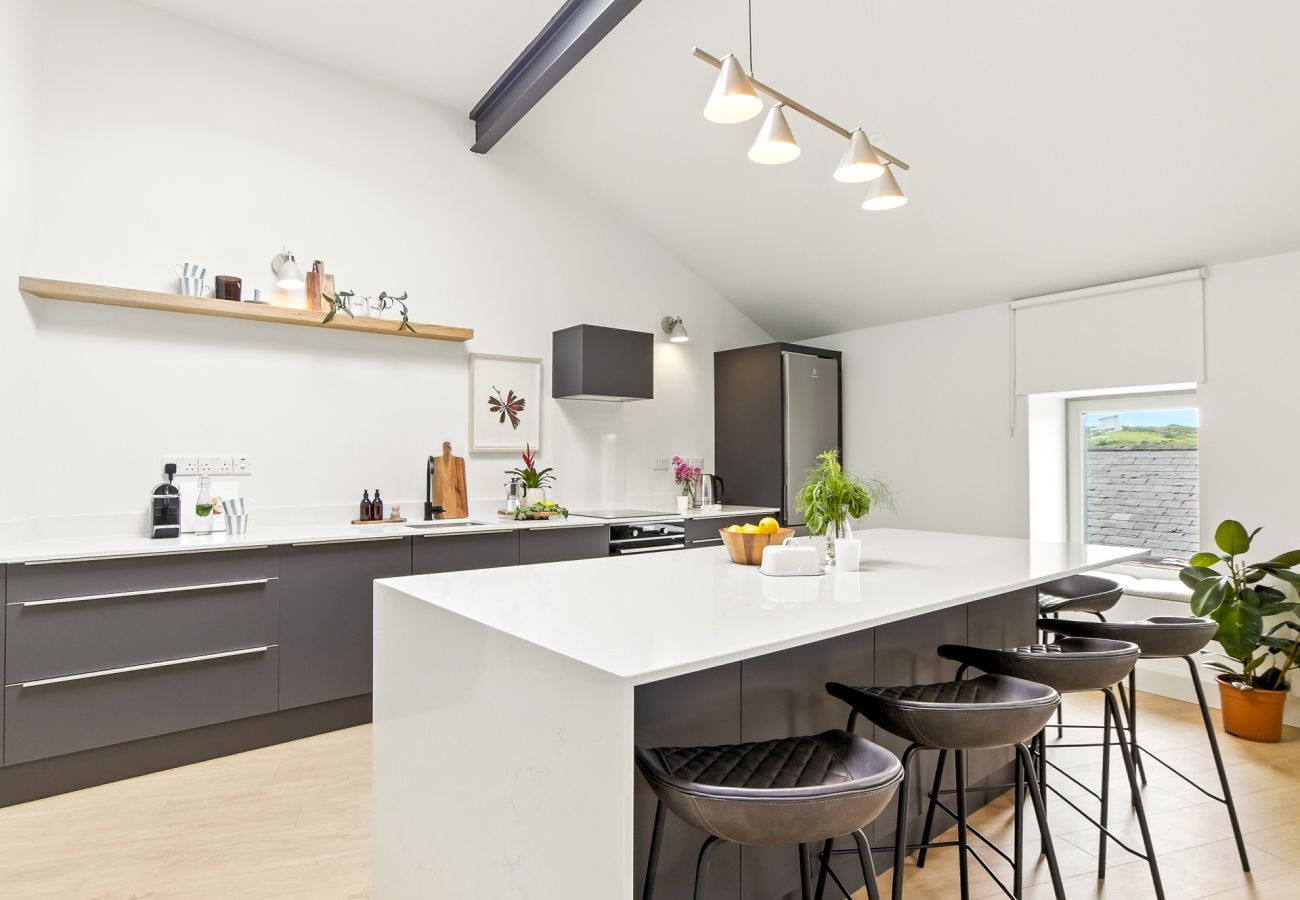 House in Clifden - The Warehouse, Clifden Modern and elegant 