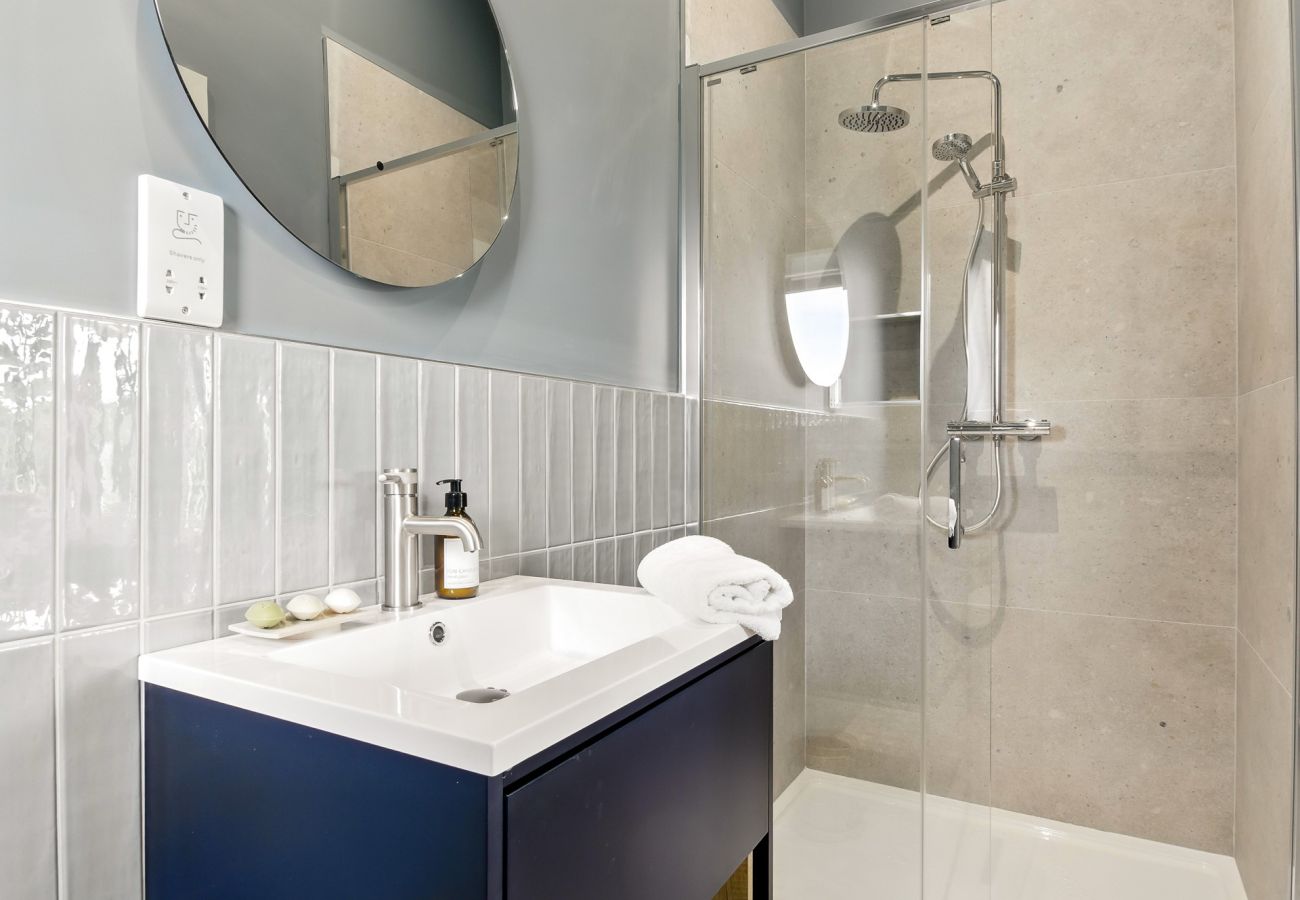 House in Clifden - The Warehouse, Clifden Modern and elegant 