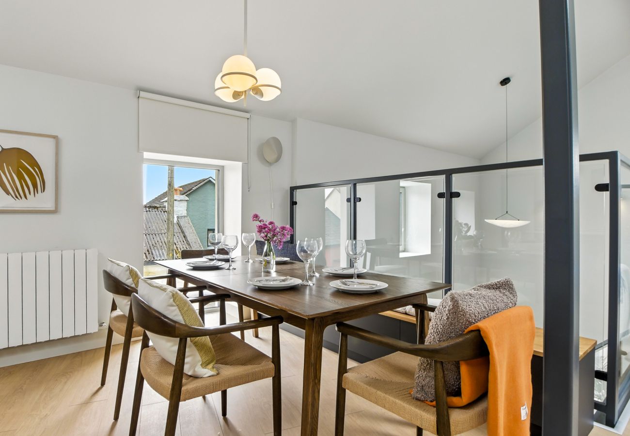 House in Clifden - The Warehouse, Clifden Modern and elegant 