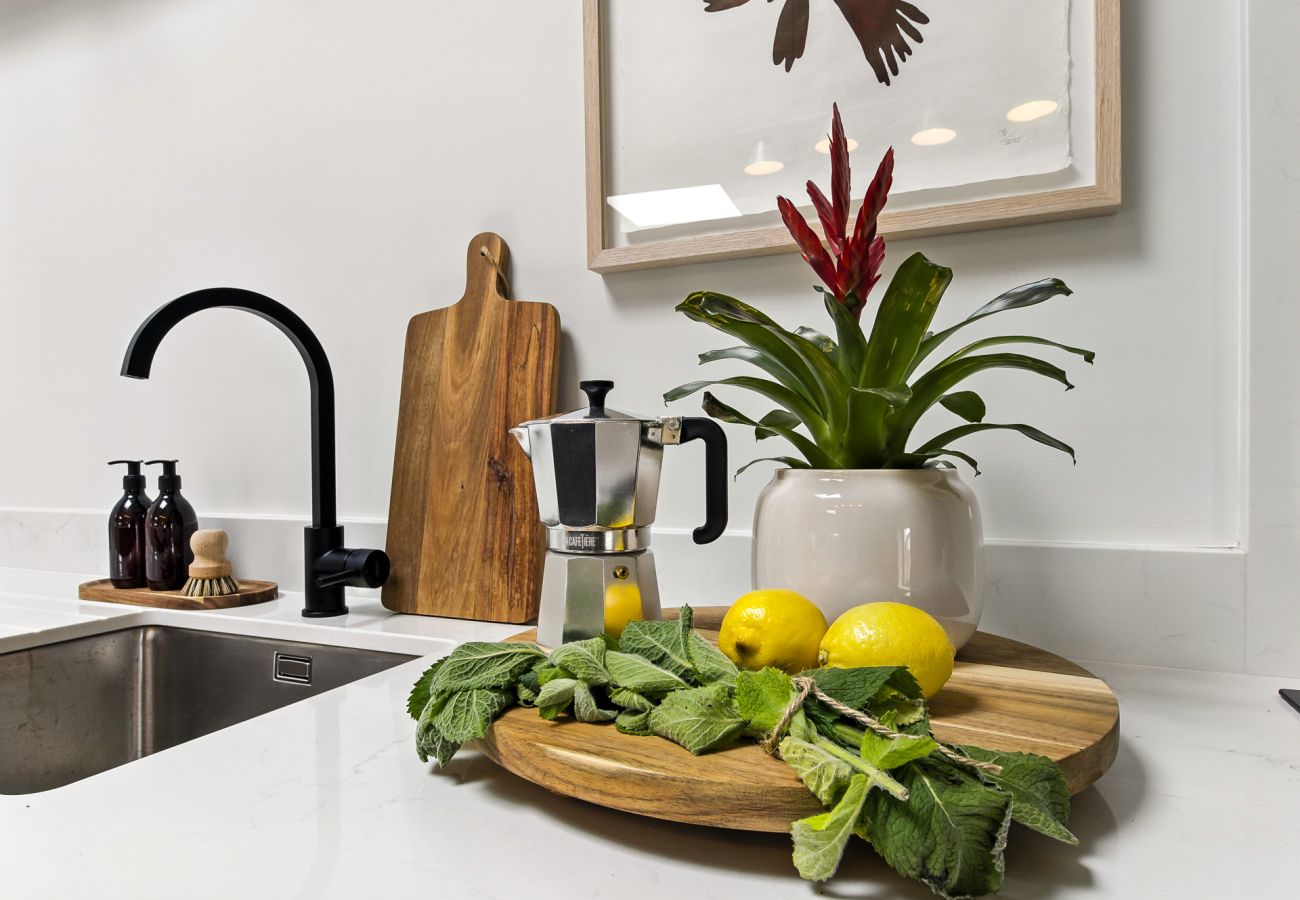 House in Clifden - The Warehouse, Clifden Modern and elegant 