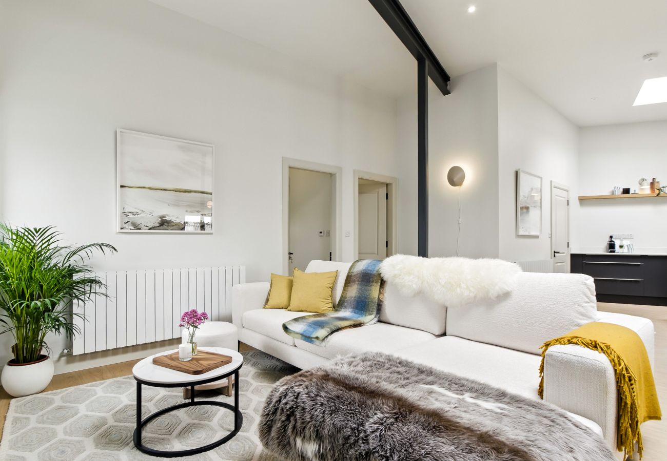 House in Clifden - The Warehouse, Clifden Modern and elegant 