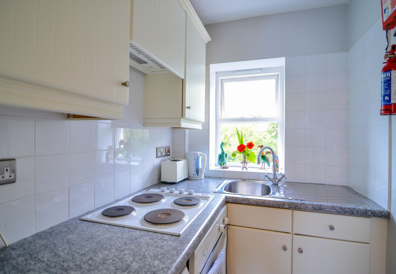 House in Clifden - The Quay House, Clifden's Oldest Building