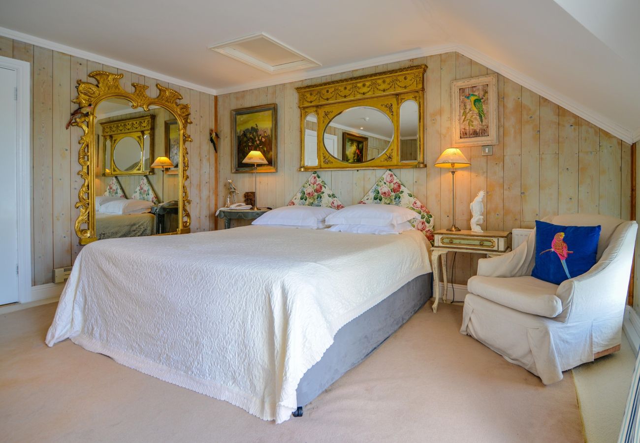 House in Clifden - The Quay House, Clifden's Oldest Building