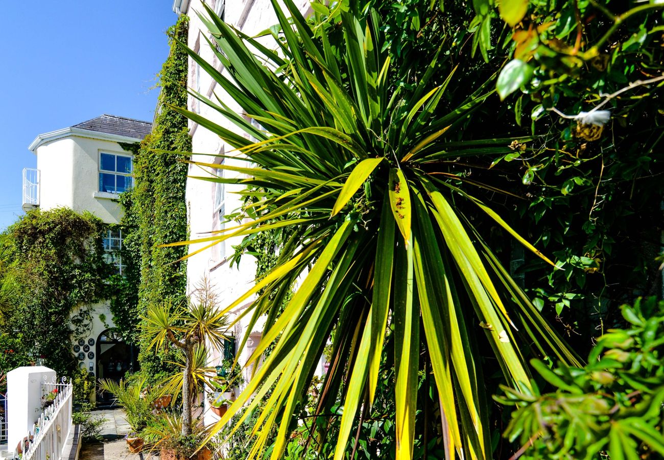 House in Clifden - The Quay House, Clifden's Oldest Building