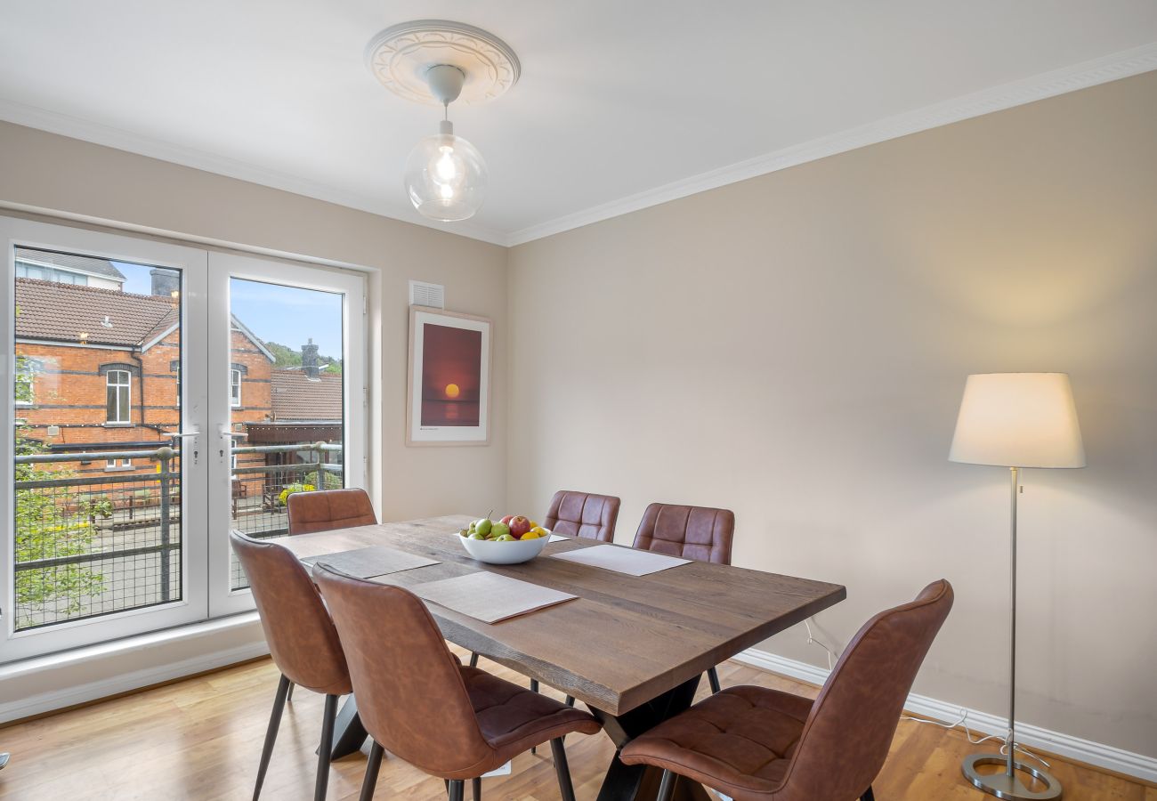 Terraced House in Clifden - E1 Station House - Newly refurbished Townhouse in Clifden