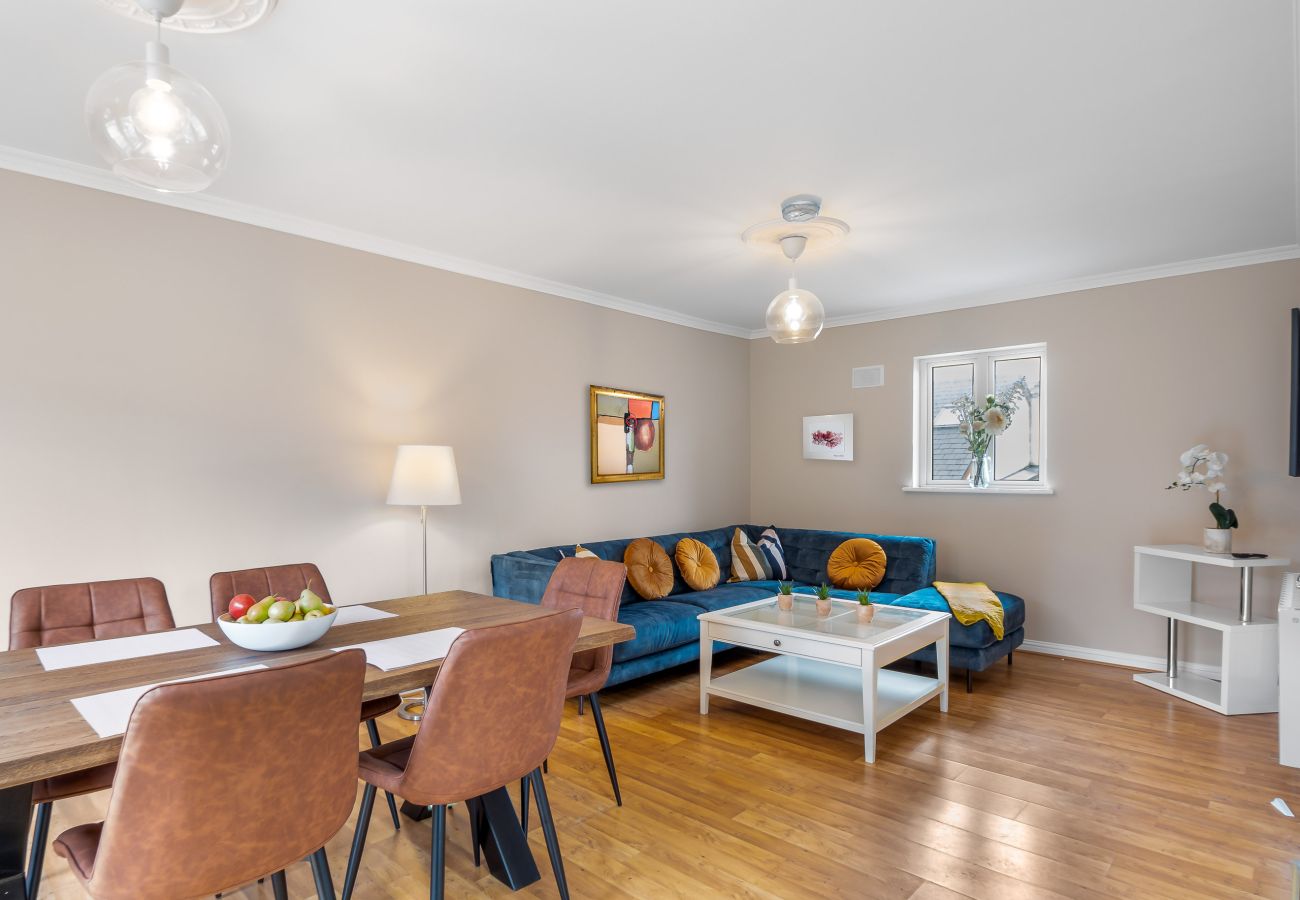 Terraced House in Clifden - E1 Station House - Newly refurbished Townhouse in Clifden