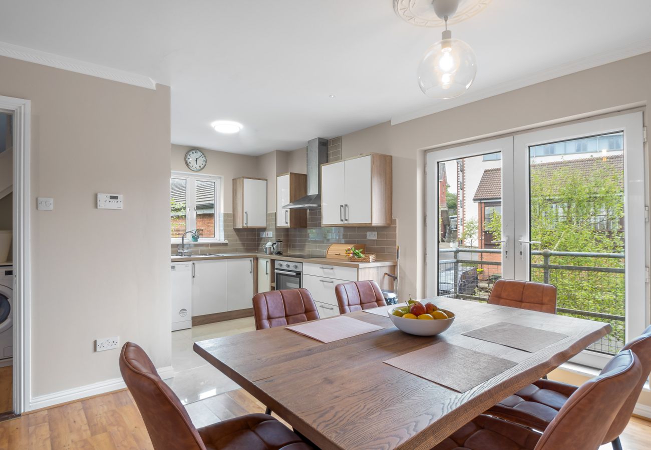 Terraced House in Clifden - E1 Station House - Newly refurbished Townhouse in Clifden