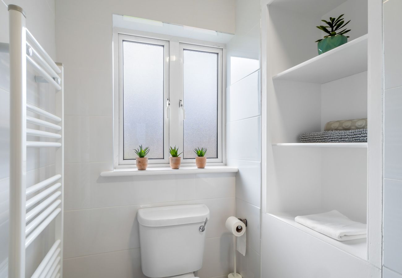 Terraced House in Clifden - E1 Station House - Newly refurbished Townhouse in Clifden