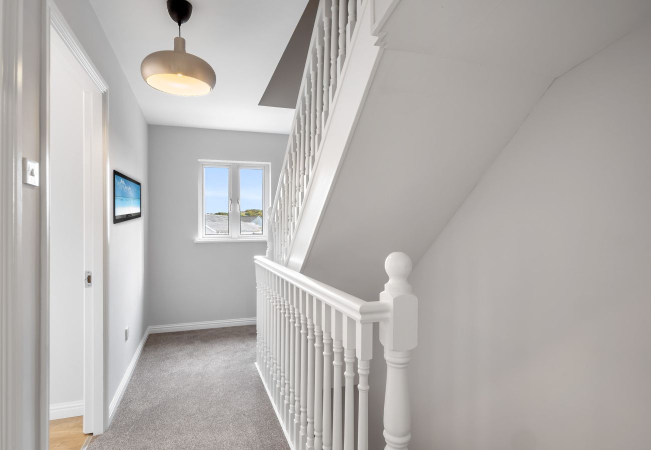 Terraced House in Clifden - E1 Station House - Newly refurbished Townhouse in Clifden