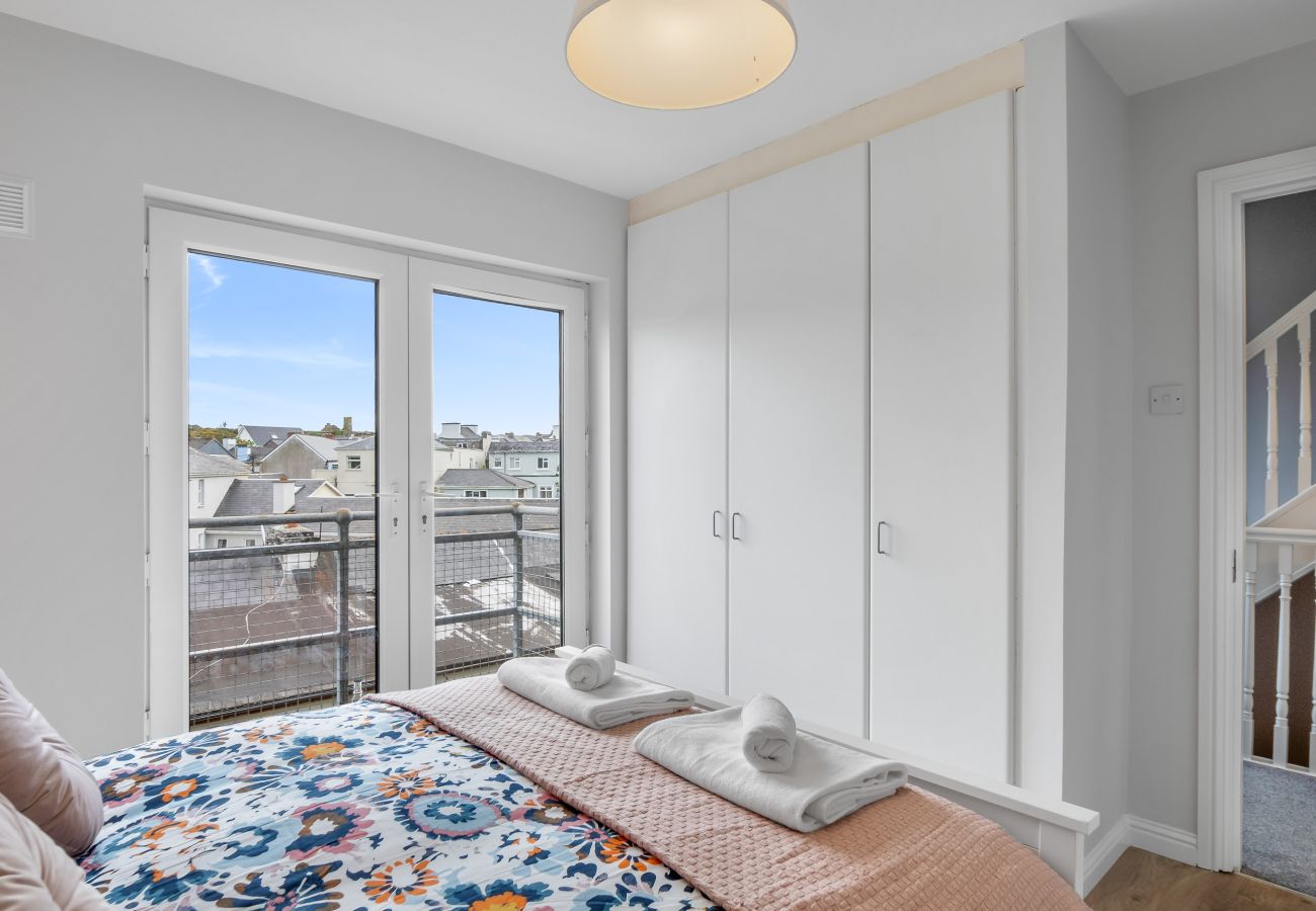 Terraced House in Clifden - E1 Station House - Newly refurbished Townhouse in Clifden