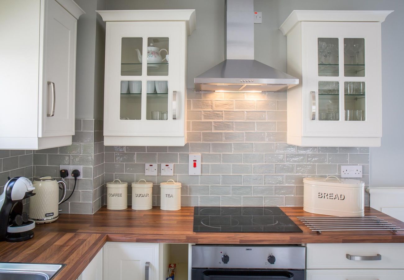 Apartment in Clifden - Pink Blossom