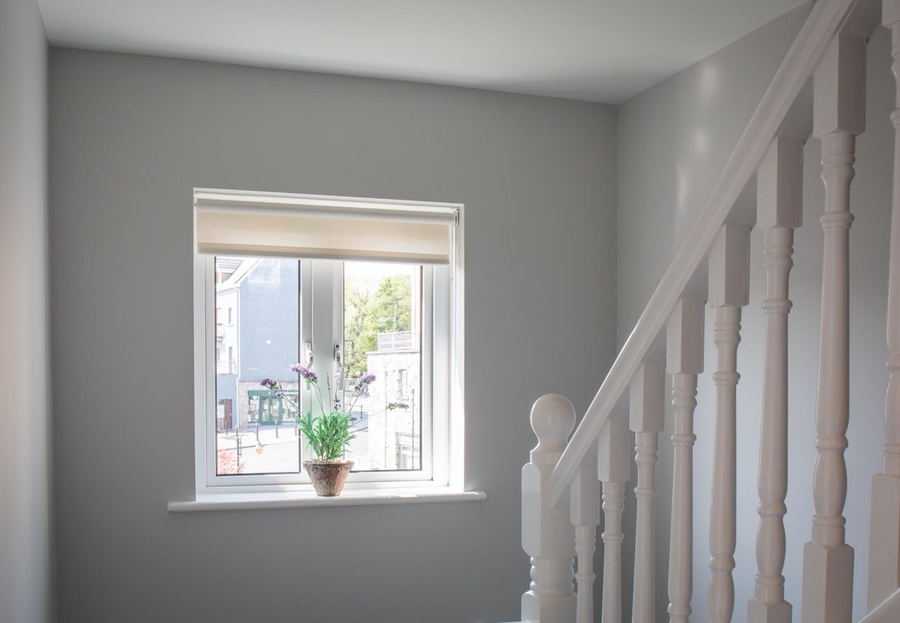 Apartment in Clifden - Pink Blossom