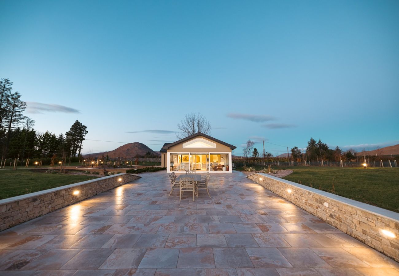 Cottage in Maam cross - Lake Cottage