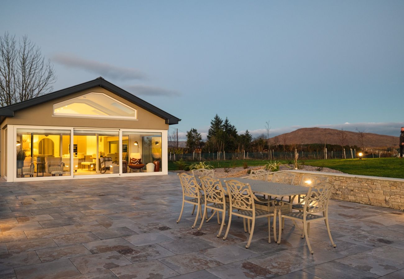 Cottage in Maam cross - Lake Cottage