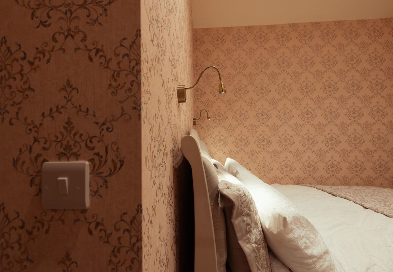 Cottage in Maam cross - Lake Cottage