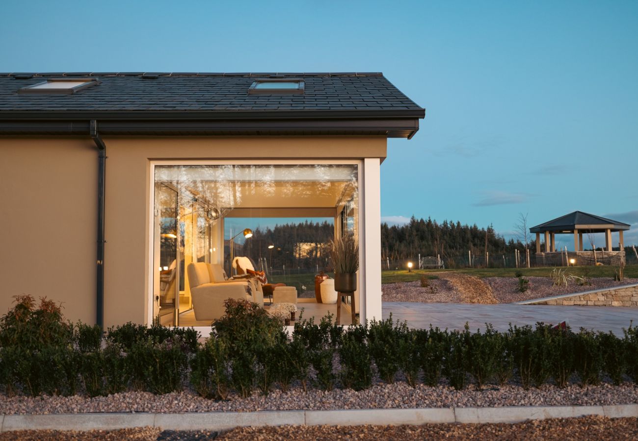 Cottage in Maam cross - Lake Cottage