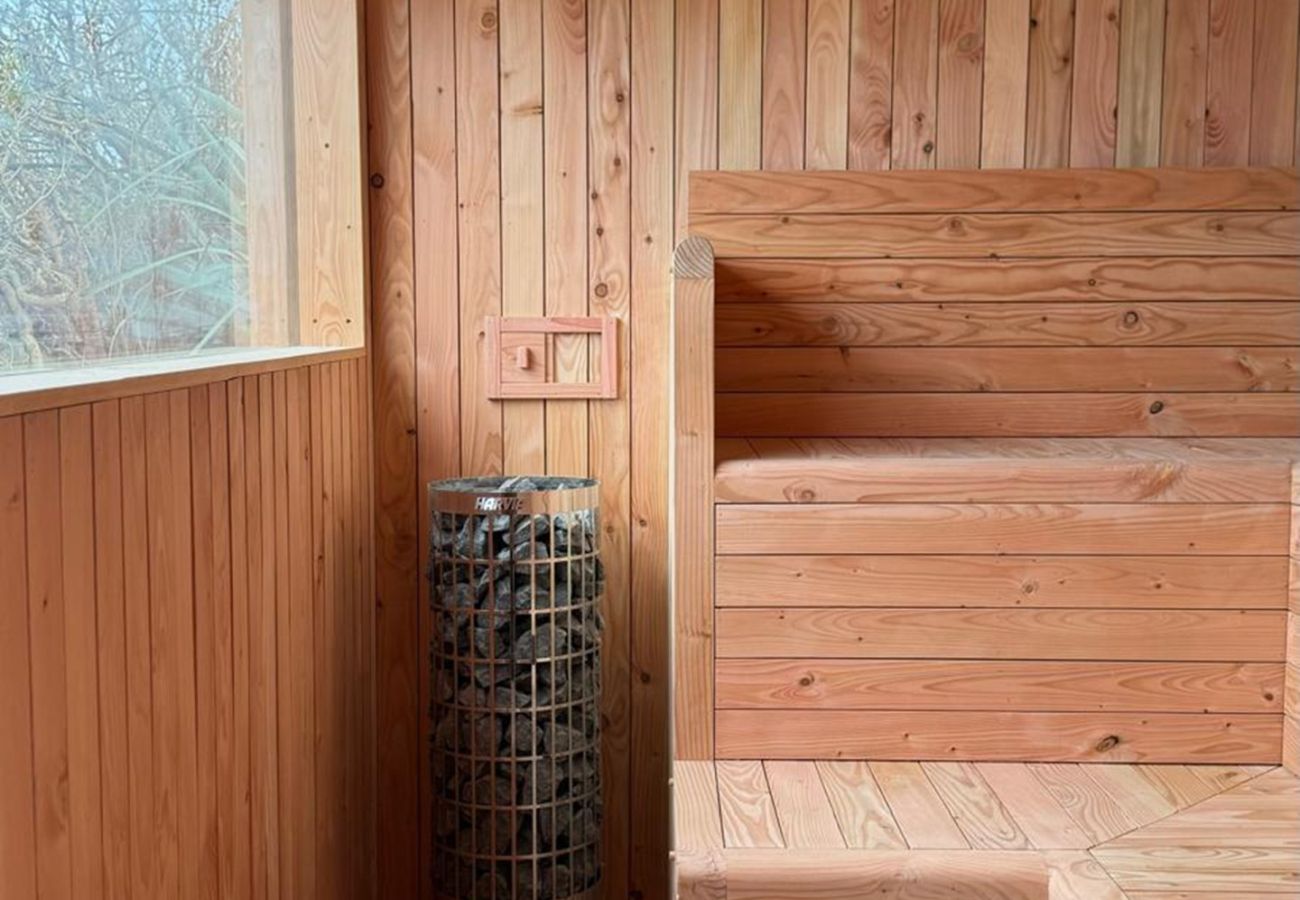 House in Ballyconneely - Guinness House 