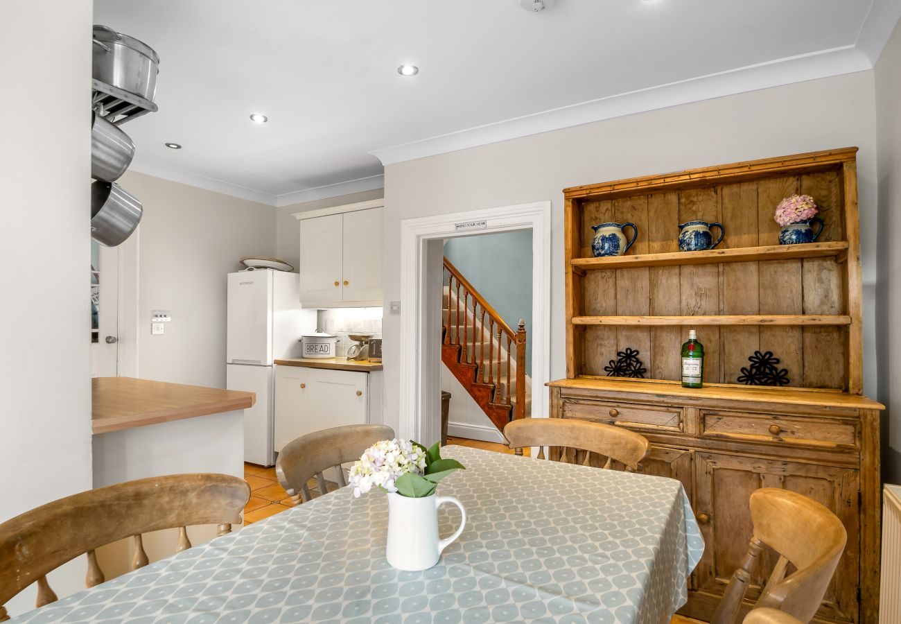 House in Clifden - Hill House Clifden a home full of character